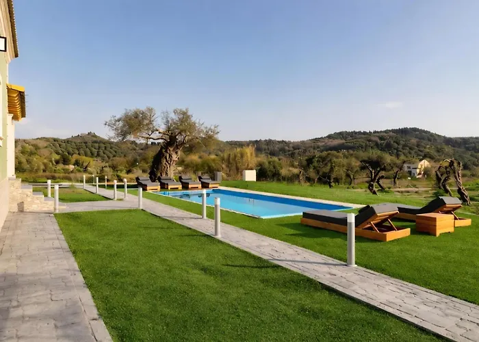 Luxury Kokos-private Pool In A Serene Natural Private Estate