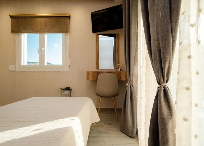 Luxury Kokos-private Pool In A Serene Natural Private Estate Vitaládesz