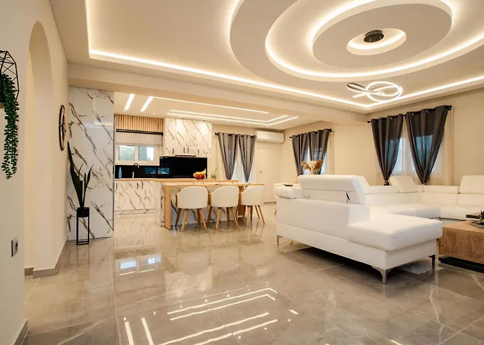 Luxury Kokos-private Pool In A Serene Natural Private Estate