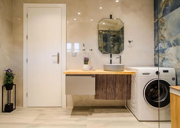 Nyaraló Luxury Kokos-private Pool In A Serene Natural Private Estate